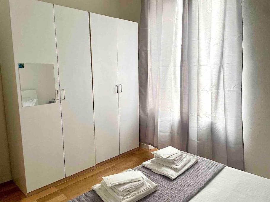 Isola - Garibaldi Lovely Apt. With Netflix And Wifi Мілан Екстер'єр фото