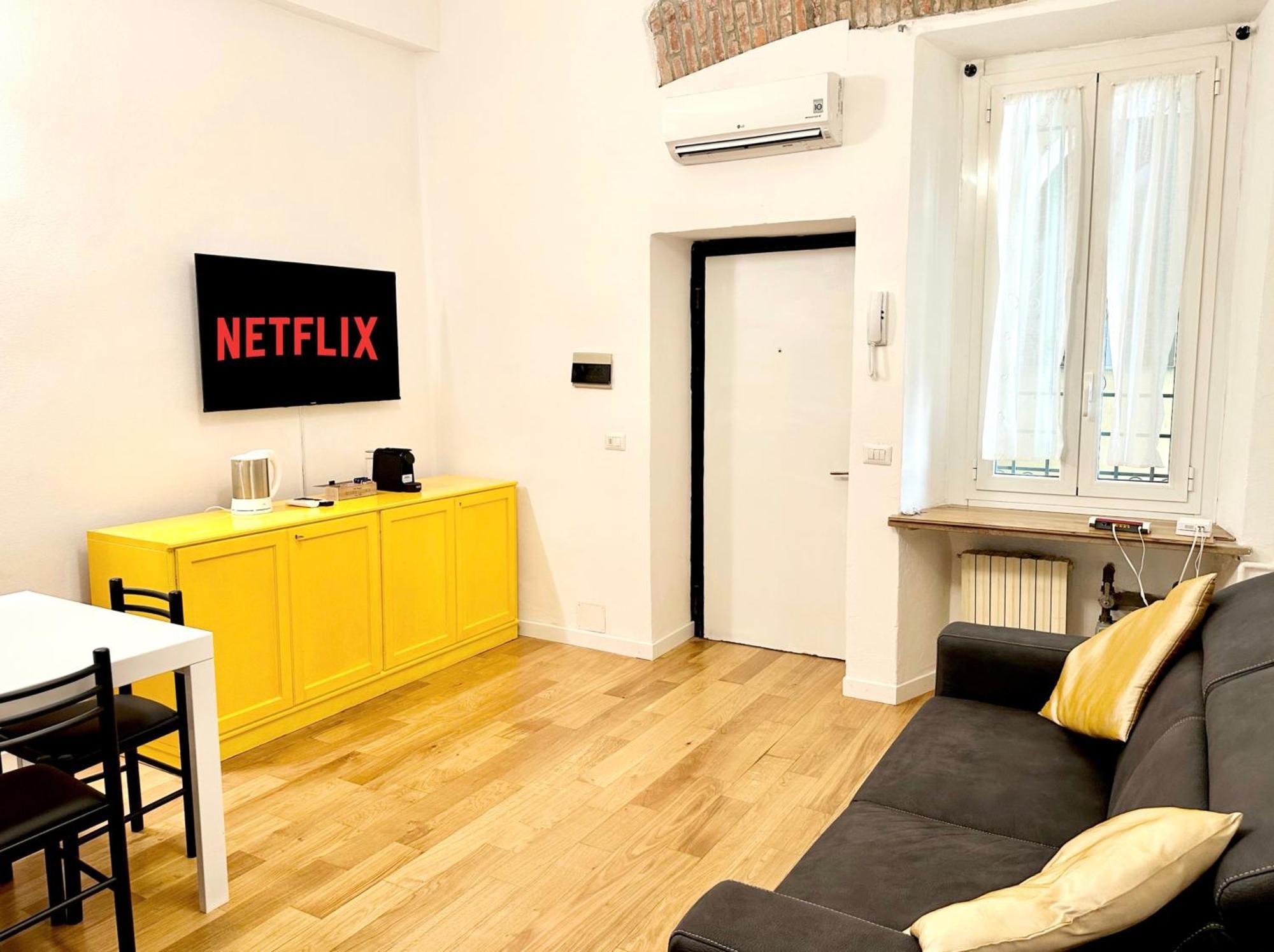 Isola - Garibaldi Lovely Apt. With Netflix And Wifi Мілан Екстер'єр фото